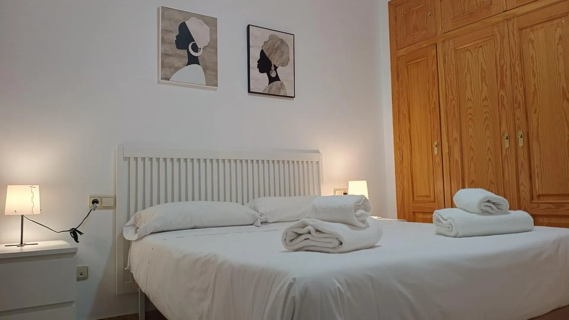 Sunshine Fernando Colon Apartment Cordoba Spain